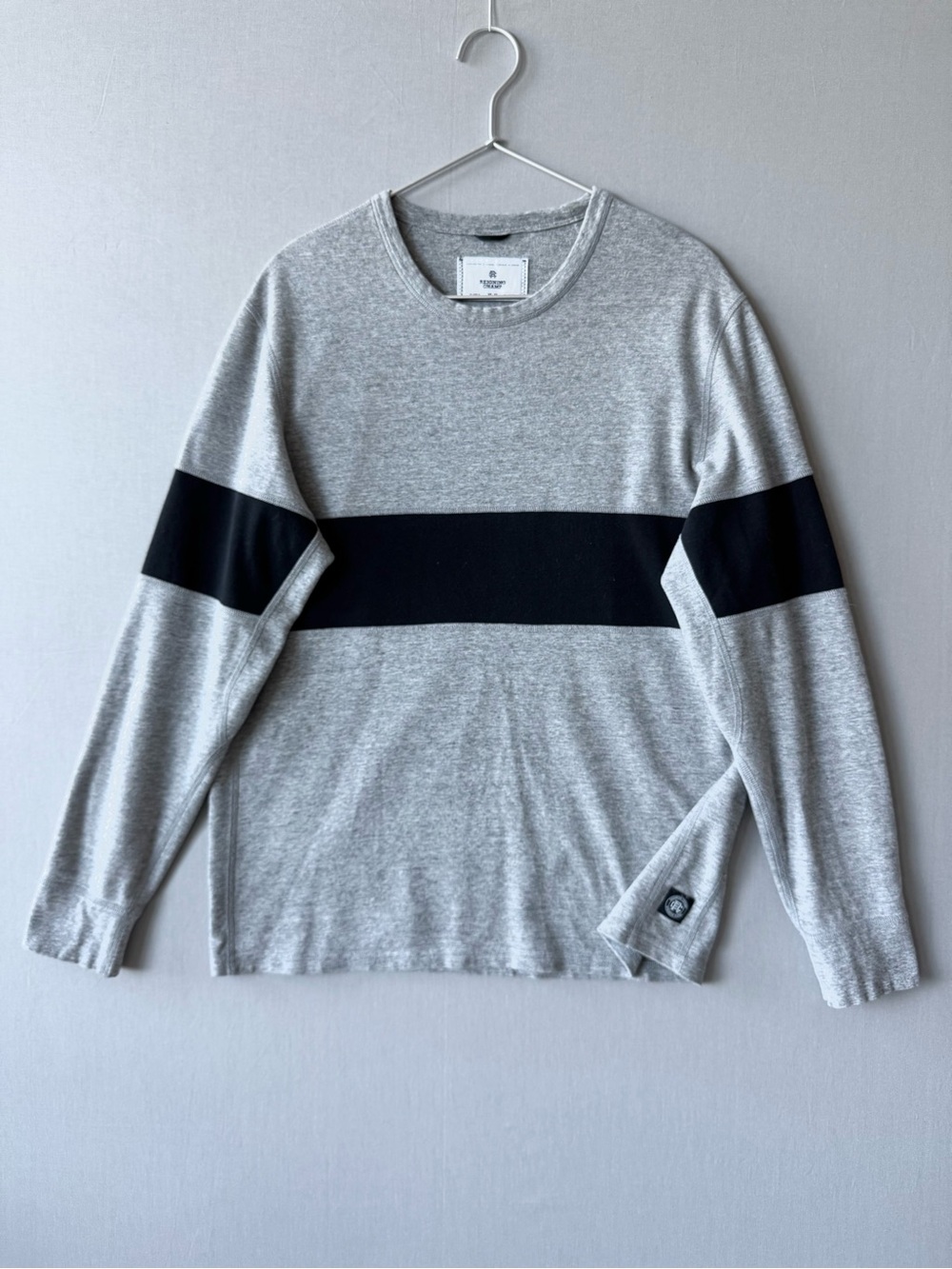 Reigning Champ Grey Long-Sleeve Crewneck T-Shirt with Dark Navy Chest Stripe - M